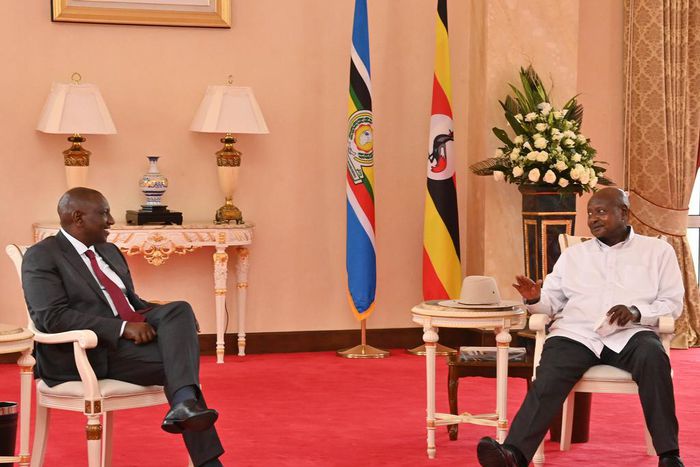 President William Ruto and President Yoweri Museveni in a meeting on October 8, 2022