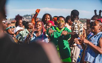 Azawi wraps year up with "Outside" visuals