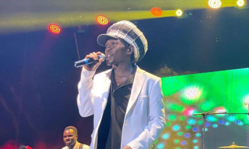 Madoxx Sematimba performing at Roast and Rhyme