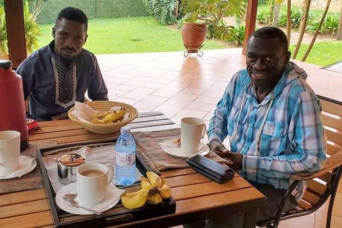 Dr Kizza Besigye and Bobi Wine