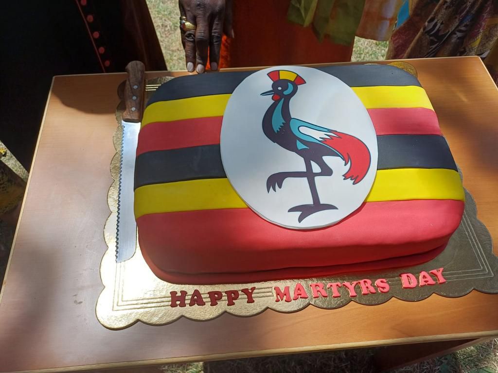 There was also cake cutting to make the event
