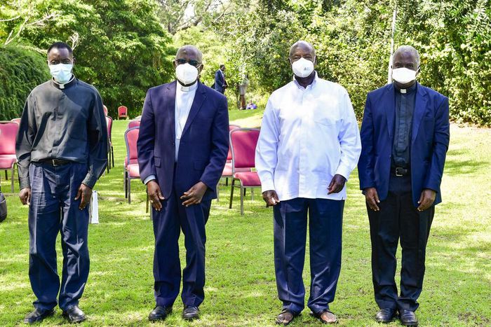 The President met the Bishop of Kiyinda-Mityana Diocese, Rt. Rev. Joseph Anthony Zziwa, at State House, Entebbe.