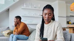 When to break up with someone you love[istockpho to]