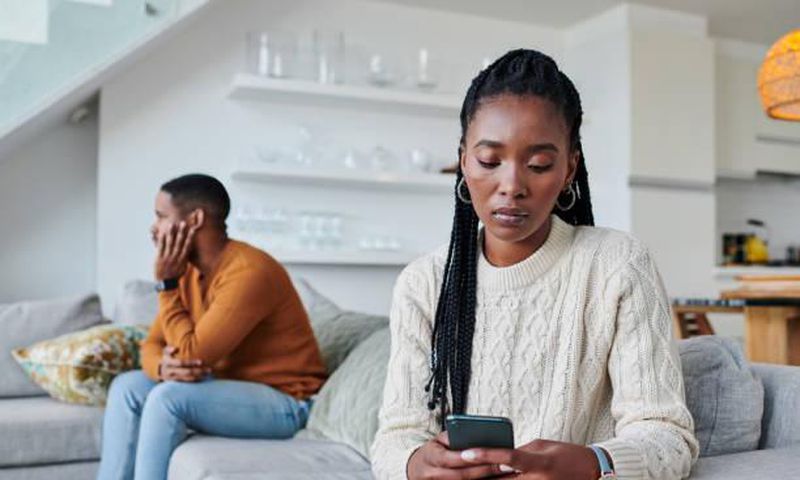 When to break up with someone you love[istockpho to]