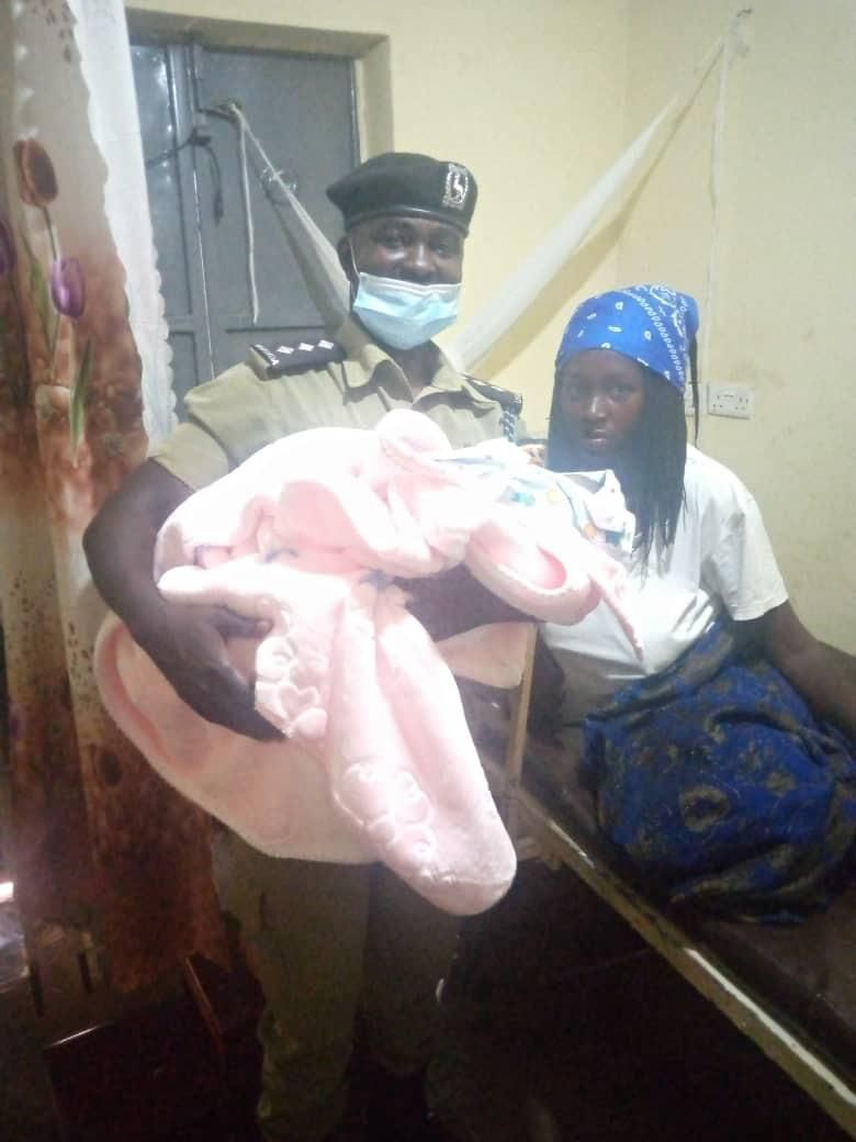 Darlington Eiru helped a pregnant mother to deliver a baby boy in November 2020