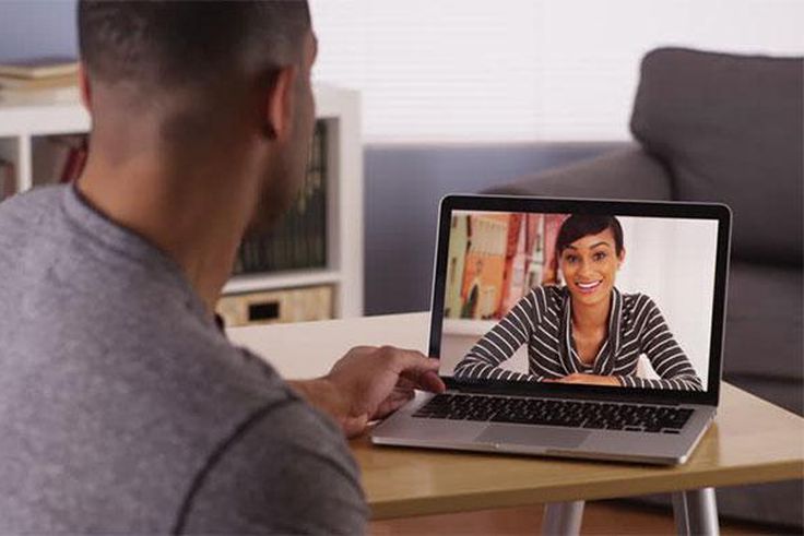 How to survive long-distance relationship [MadamMoney]