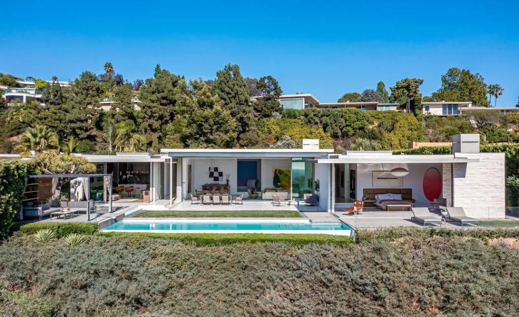 Photo : Hilton & Hyland