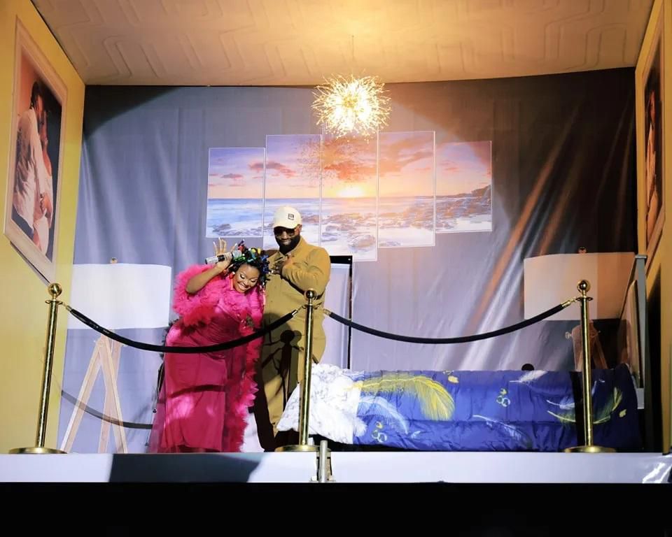 Rema brought her husband, Hamza, on stage