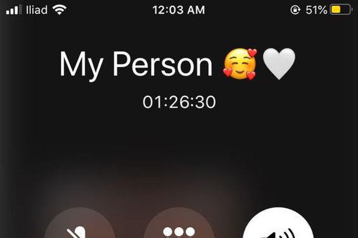 Cute things to surprise her at work/Courtesy