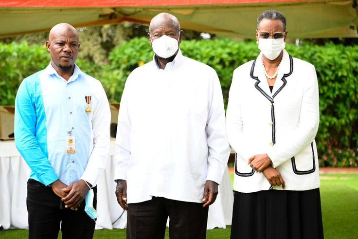 Abdul Katabaazi, a local boda boda rider, has been awarded the prestigious Nalubaale Medal by President Yoweri Museveni.
