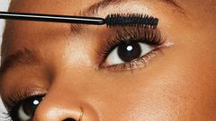 6 Things people think make long eyelashes but don't