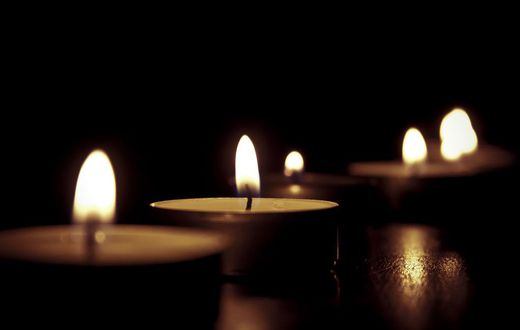 How to cope with Mother's Day for those without a momKyasarin/Pixabay