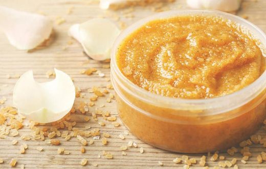How to make honey and sugar scrub [LittleHouseLiving]