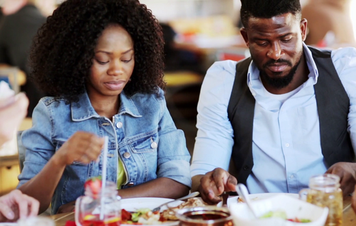 A lunch date between a man and a woman [Source: Video Blocks]