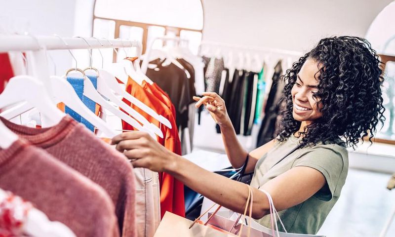 6 activities to do before spending your salary