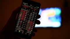 Essential tips for successful forex trading on your phone as side gig/Pixabay