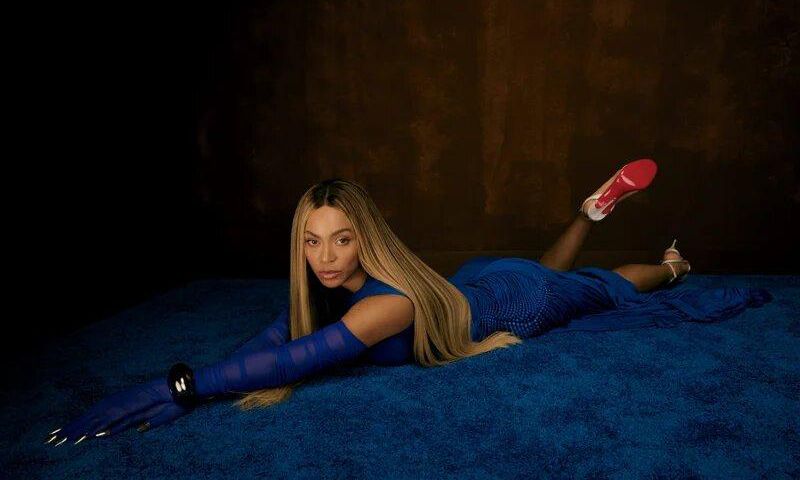 Beyonce [ESSENCE MAGAZINE]
