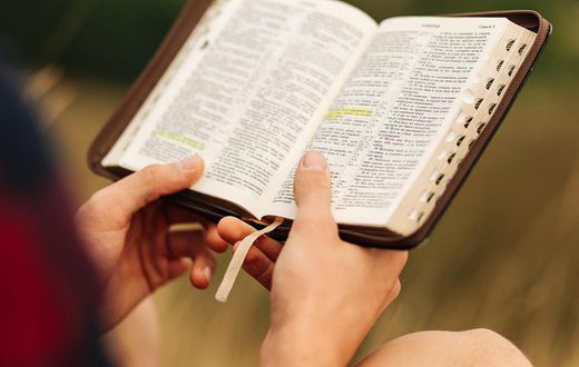 These are short Bible verses you can easily remember [PerryHighwayLuther]