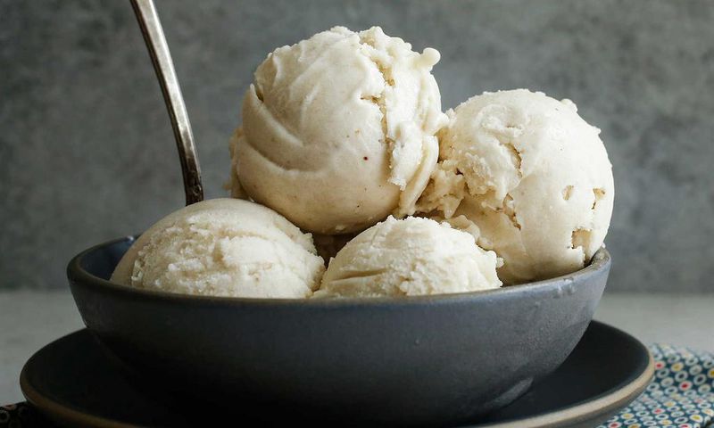 Banana ice cream