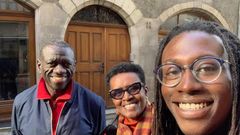 Col Dr Kizza Besigye (L) his wife Winnie Byanyima and son Anselm