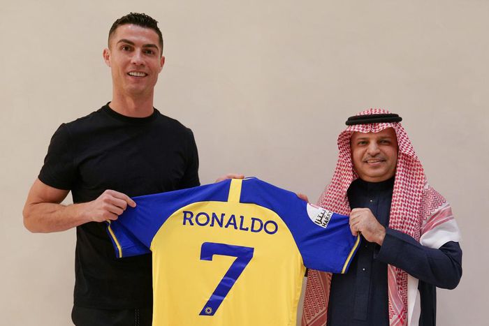 Cristiano Ronaldo has made a surprise move to Saudi Arabian football club Al Nassr,