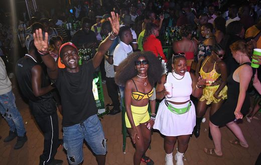 Jinja locals, along with party enthusiasts from far and wide, poured into the venue in multitudes, ready to let loose and dance the night away.