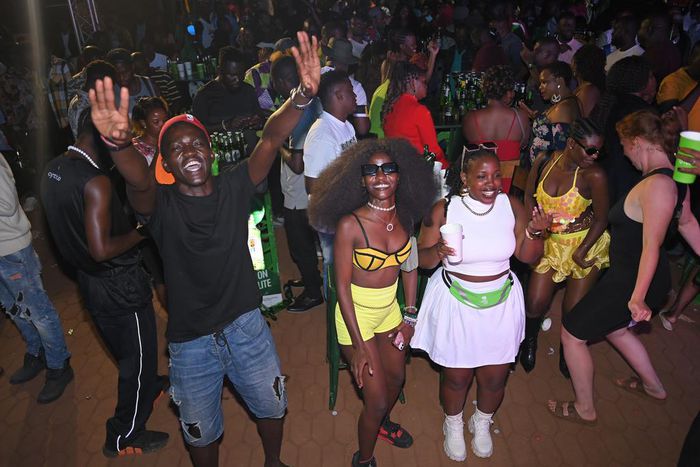 Jinja locals, along with party enthusiasts from far and wide, poured into the venue in multitudes, ready to let loose and dance the night away.