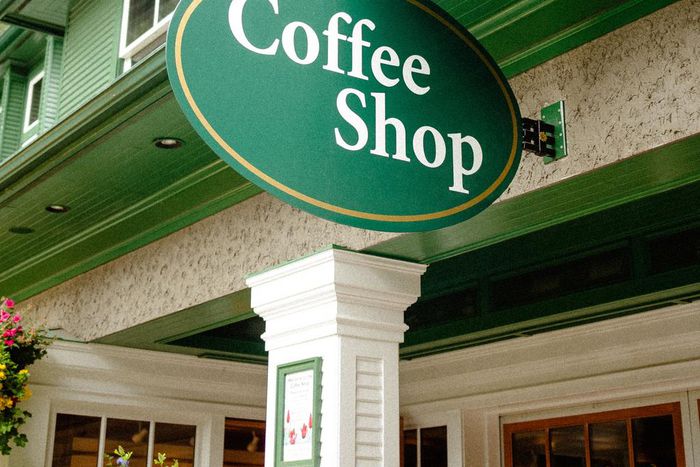 6 best coffee stops on a road trip to Western Uganda/Pexels