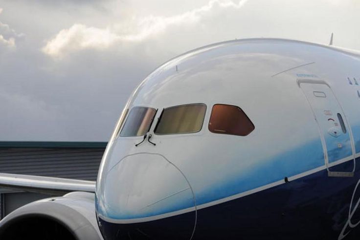 A Boeing 787 Dreamliner