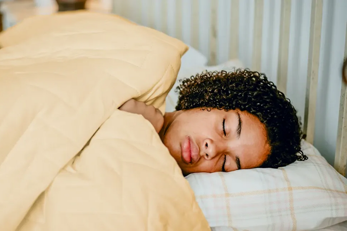 Noise will help you fall asleep faster [healthline]