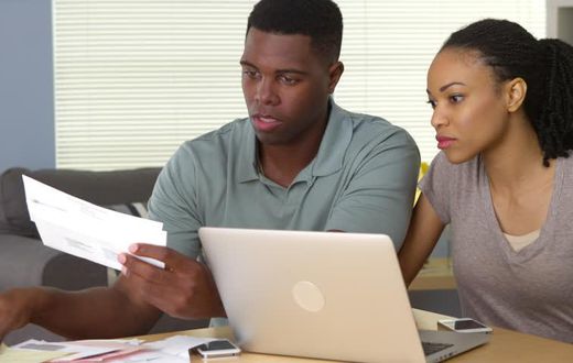 ___8215765___2018___4___6___11___Couple+working+together