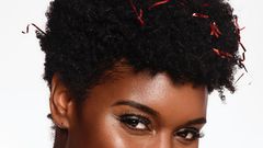 How to wear red lipstick like a pro/Pexels