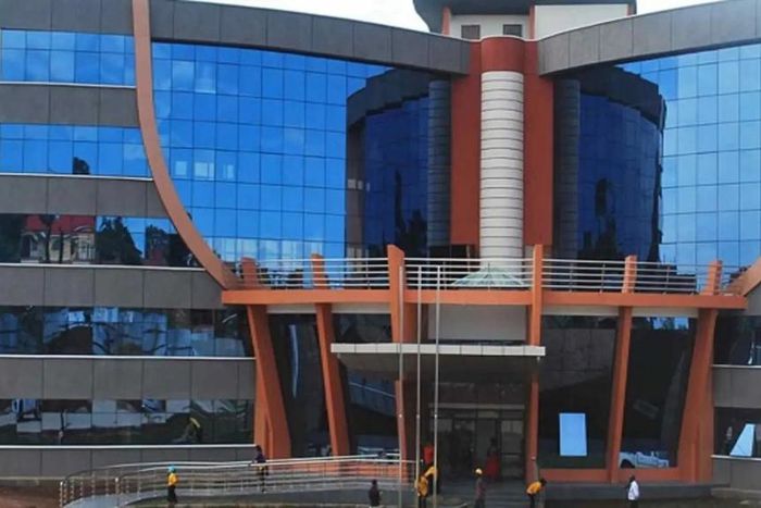 Hydroquinone and Mercury are common active ingredients found in several skin care products, designed specifically to lighten or bleach the skin.