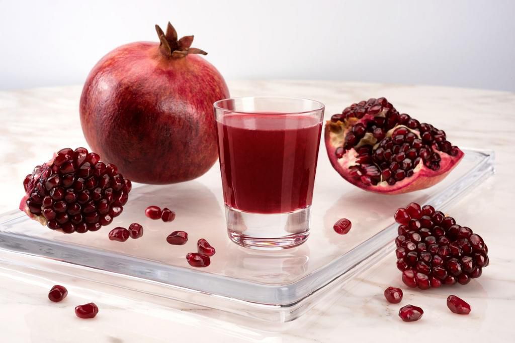 pomegranate juice [verywellmind]