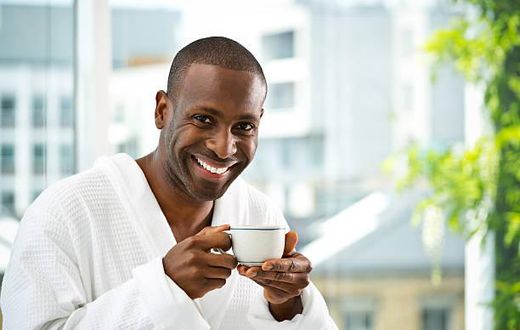 8 Easy ways to give yourself  a spa treatment at home