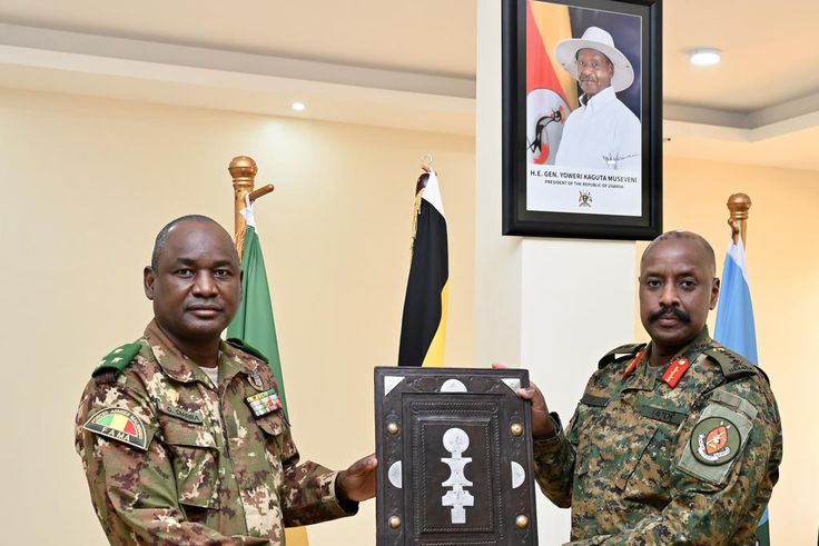 General Muhoozi Kainerugaba, met with his Malian counterpart, Chief of General Staff Major General Oumar Diarra