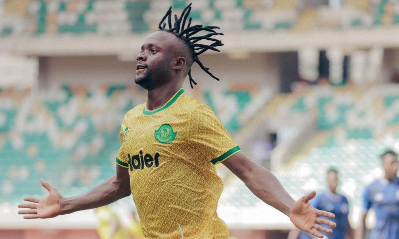 Breaking: Vipers open talks to sign Congolese goal machine Fiston Mayele from Young Africans