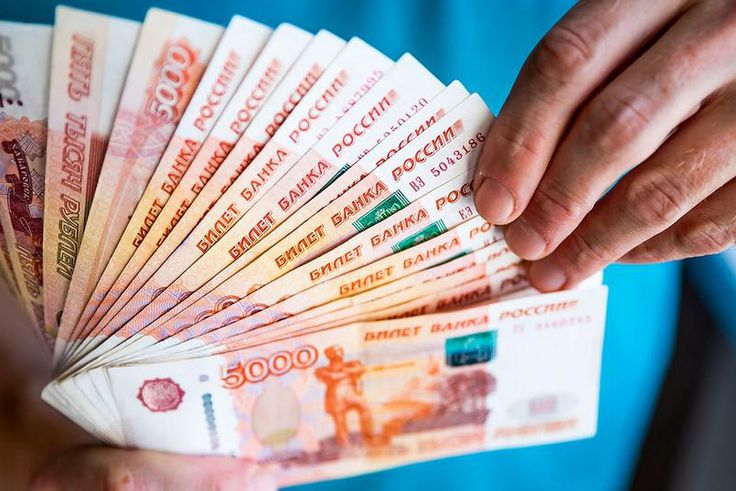 Africa seems to be embracing the Russian currency at the expense of the dollar