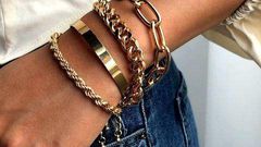 Chunky bracelets [Click my Hand]