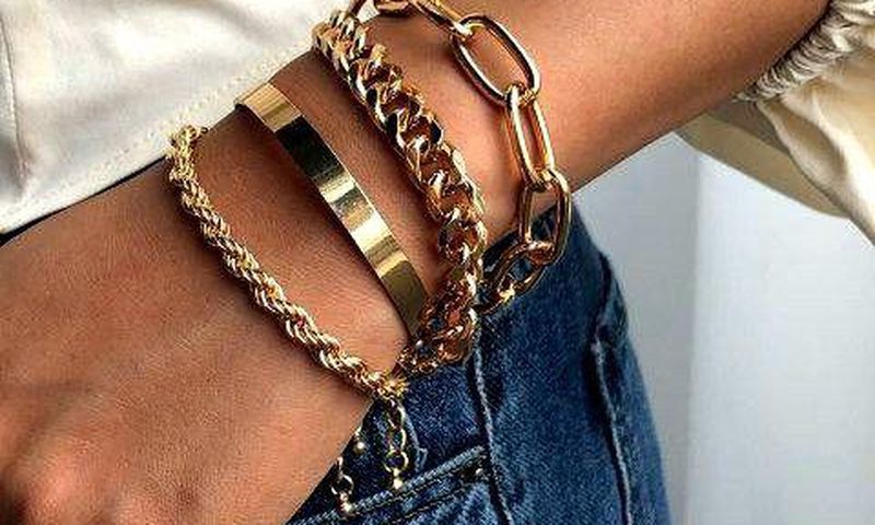 Chunky bracelets [Click my Hand]