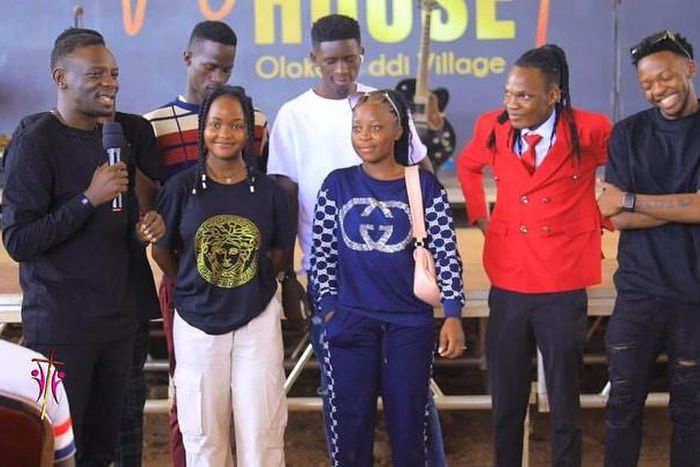 Pastor Wilson Bugembe welcomed the Tuli Bulala entertainment group to his church