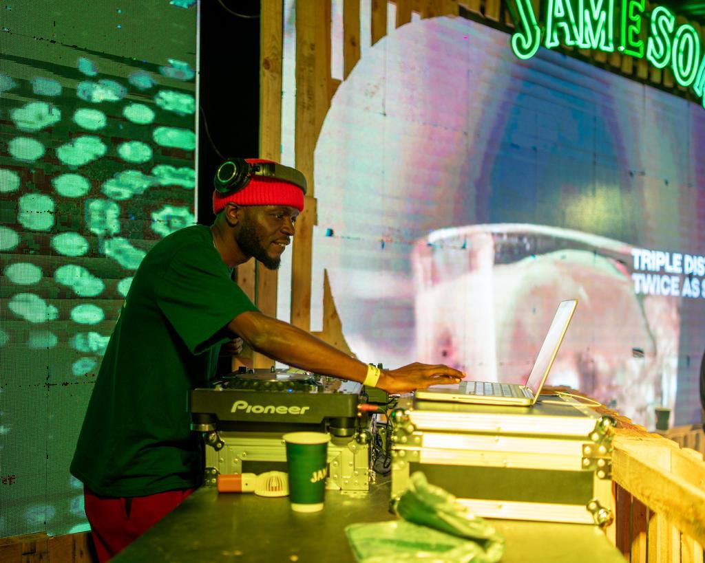 DJ Kasbaby, Em That Guy, and Dj Bugy, together with DJ Tony sent the crowd into a frenzy