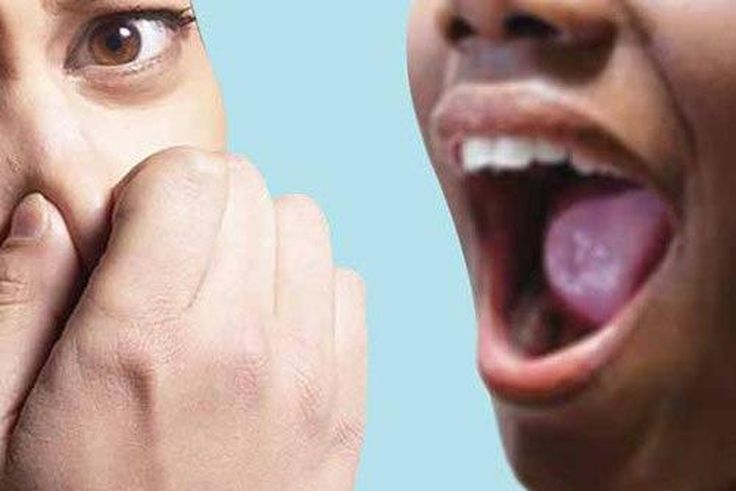 5 natural ways to fight bad mouth odor