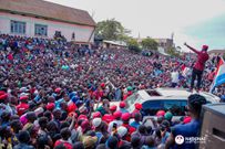 Bobi Wine addressing supporters in Mbarara on Monday