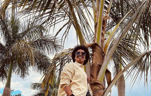 Barbie Kyagulanyi combined formal Monday and casual Friday at the beach/Instagram