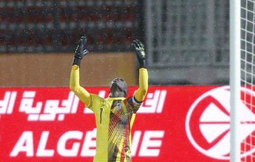 Nafian Alionzi celebrates