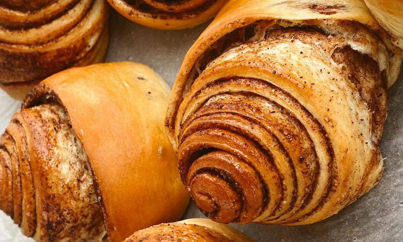 Cinnamon rolls [Image Credit: Valeriya Kobzar]