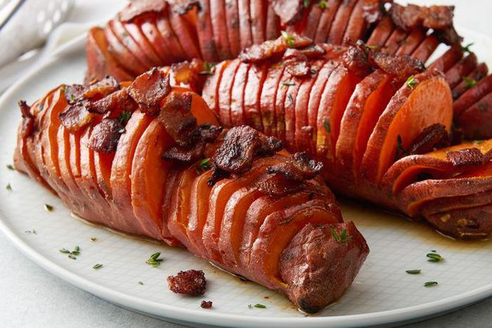 Hands-off preparation of mouth-watering sweet potatoes for easy lunch meal