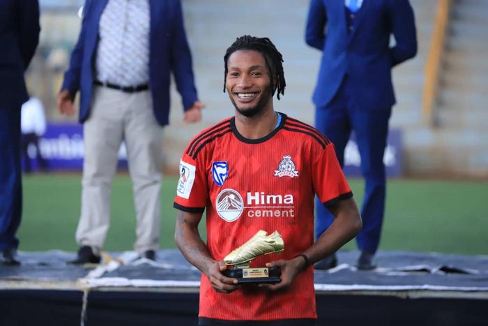 Ceaser-Lobi-Manzoki-with-the-golden-boot