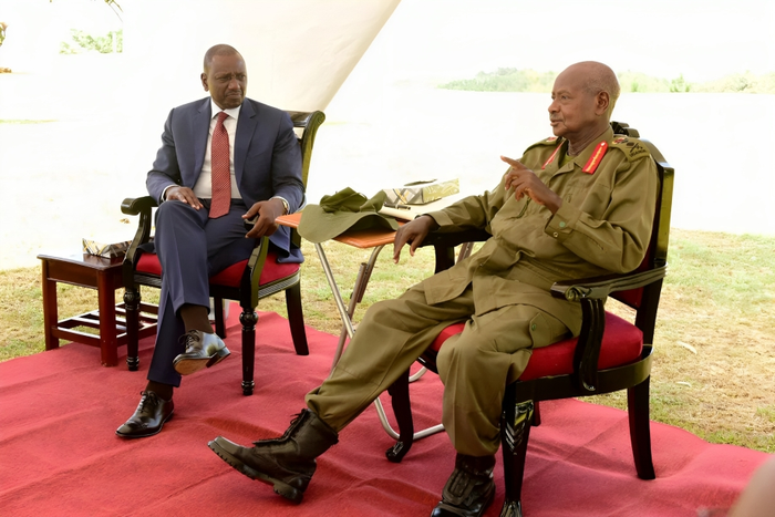 President William Ruto with Ugandan President Yoweri Museveni